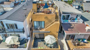 4 Bedrooms
